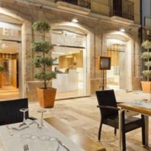 Фотографии гостиницы 
            Plaça De La Font