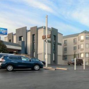 Фотографии гостиницы
Holiday Inn Express & Suites Nashville-I-40 & I-24(Spence Lane), an IHG Hotel