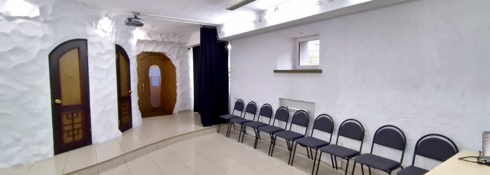 Фотография конференц-зала Дом Путешественника