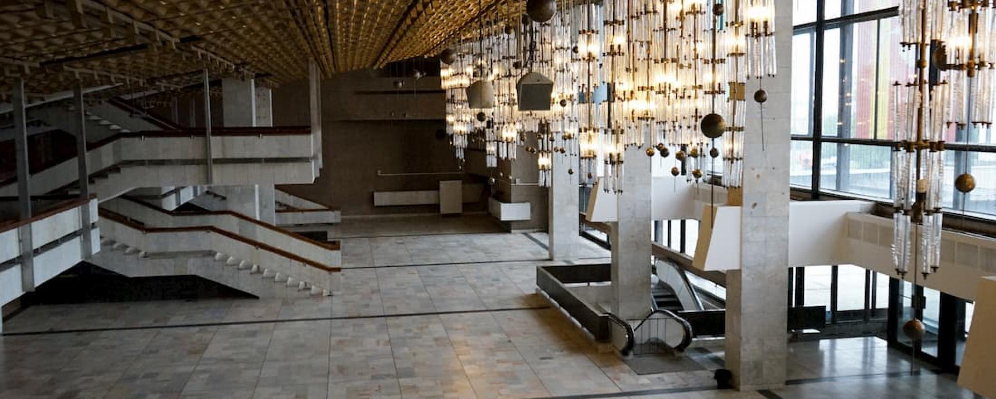 Фотографии фойе СГОДНТ Мраморный зал