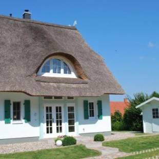 Фотографии гостевого дома 
            Thatched Holiday Home in Rerik with Terrace