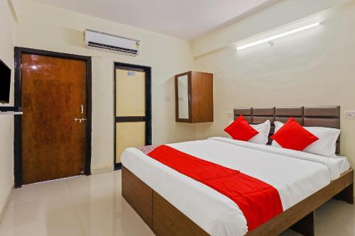 Фотография гостиницы FabExpress SRH Hinjewadi