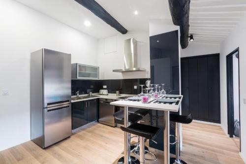 Фотография квартиры Appt Chic & Lumineux HyperCentre-Mirabeau-CHICAPPARTS