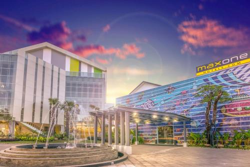 Фотография гостиницы MaxOneHotels at Resort Makassar