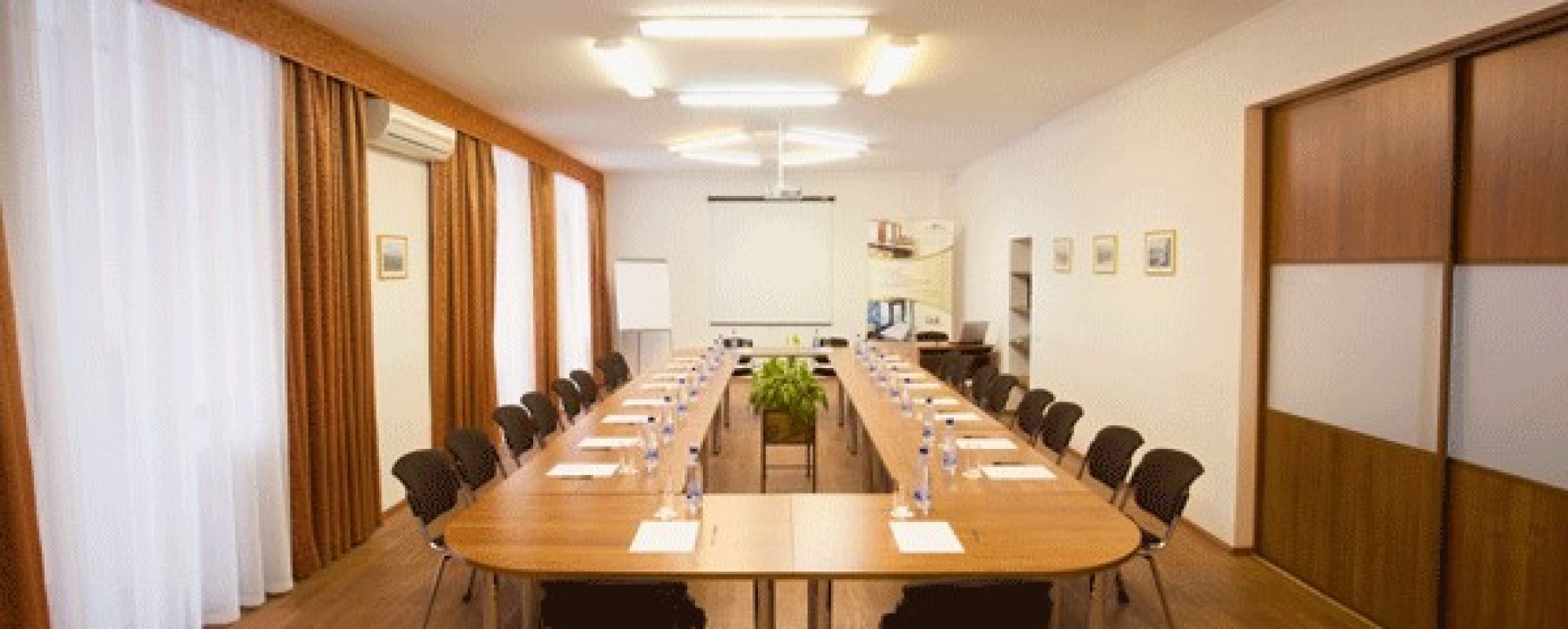 Фотографии конференц-зала Большой