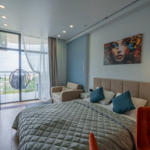 Фотография квартиры Апартаменты LS-Art-Only You с прямым видом на море с 4 этажа