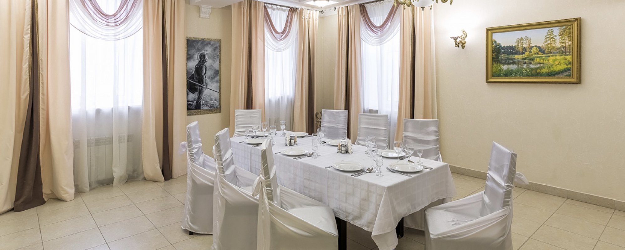 Фотографии банкетного зала Кастро на 20 человек