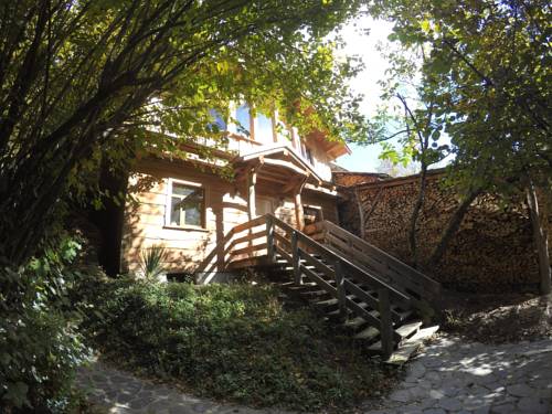 Фотография гостевого дома Каштановый двор