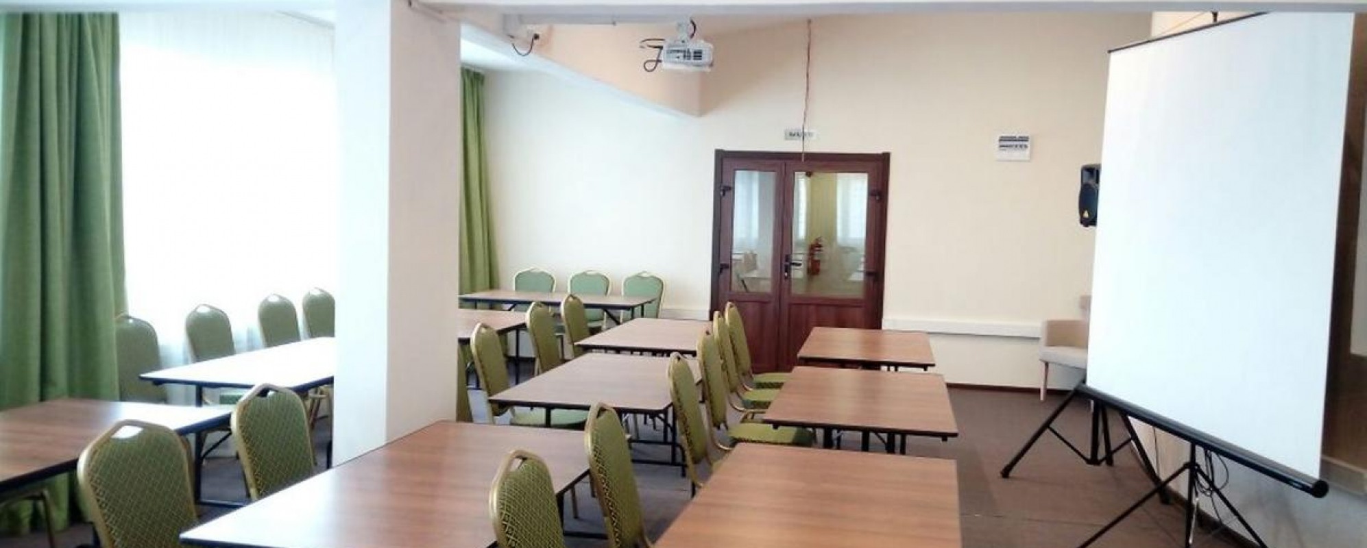 Фотографии конференц-зала Hills