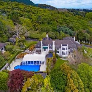 Фотографии мини отеля
Greenmantle Estate Hotel