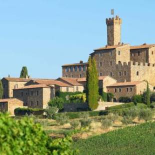Фотография гостиницы Castello Banfi - Il Borgo