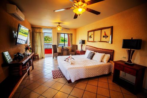 Фотография гостиницы Lamanai Hotel & Marina