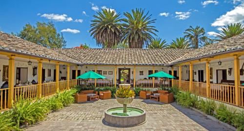 Фотография гостиницы Hacienda Hosteria Chorlavi