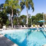 Фотография апарт отеля The Oasis Apartments and Treetop Houses