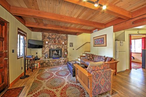 Фотографии гостевого дома
Big Bear Retreat with Porch and Yard Near Snow Summit!