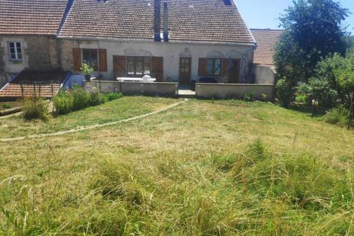 Фотографии гостевого дома
Le nid d hirondelles - Terrasse Jardin Grand garage