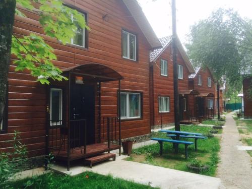 Фотографии базы отдыха
Светлая Поляна