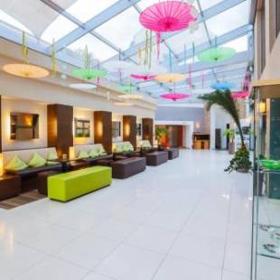 Фотография гостиницы CE Plaza Hotel