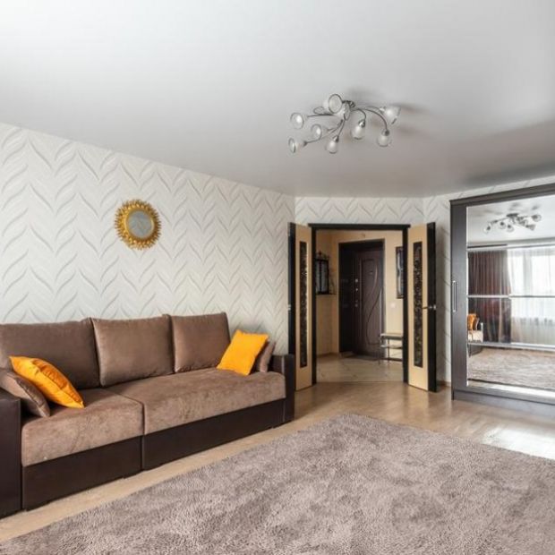 Фотографии квартиры 
            Tolstoy Apart (Толстой Апарт) на улице Пионерская