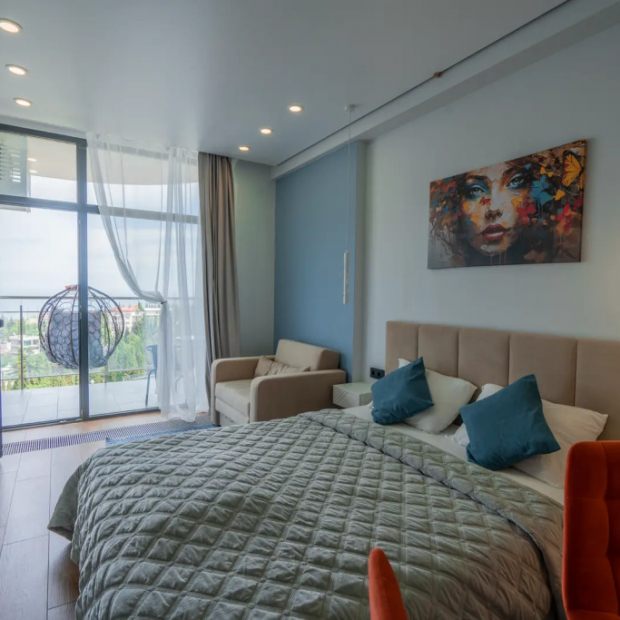 Фотографии квартиры 
            Апартаменты LS-Art-Only You с прямым видом на море с 4 этажа