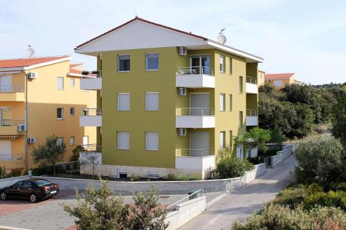 Фотография гостевого дома Apartments by the sea Kozino, Zadar - 5755