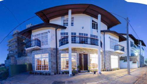 Фотография гостиницы Misthill Rest - Lavish Villa