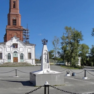 Фотография памятника Памятник Погибшим морякам Российского флота