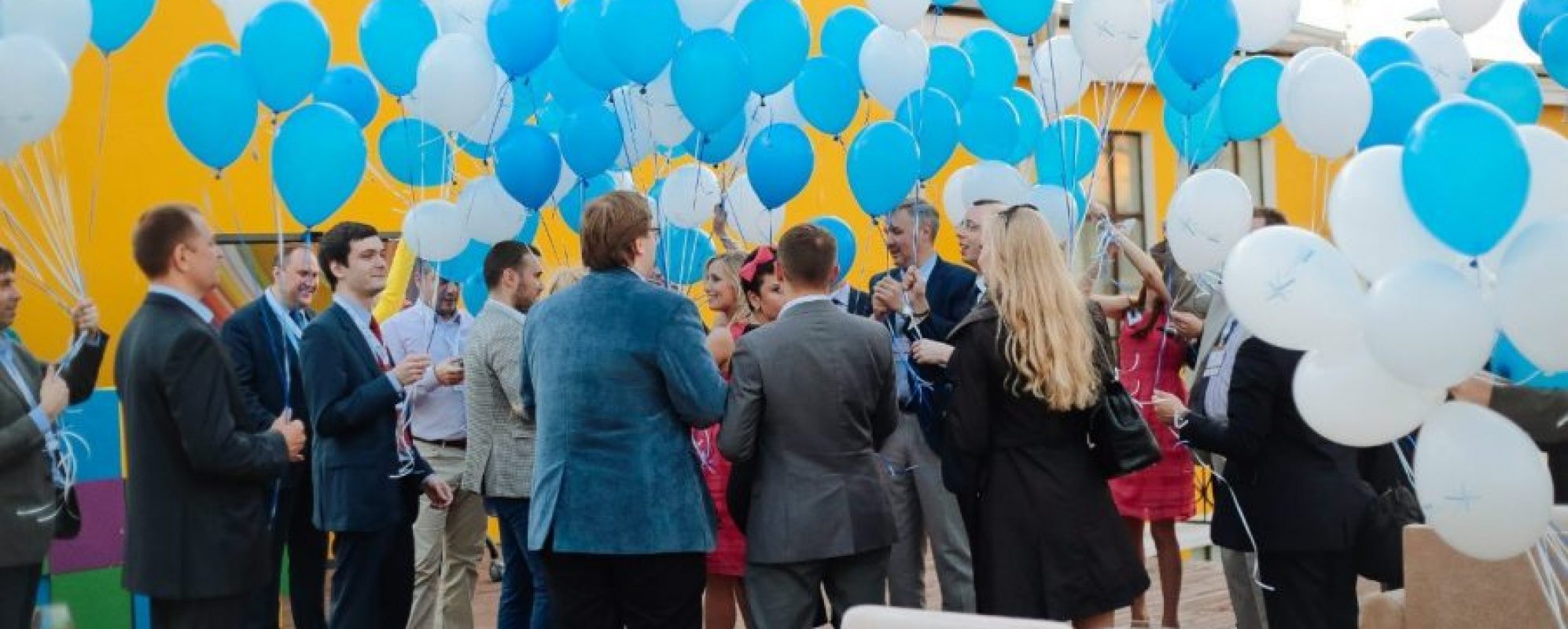 Фотографии летней террасы Конгресс-центр ЛЕНПОЛИГРАФМАШ Открытая терраса