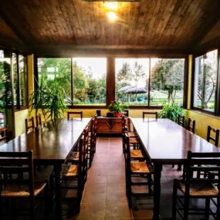Фотография гостевого дома Casa rural exclusiva con 9 hab 16-25pax con piscina privada y BBQ cubierta