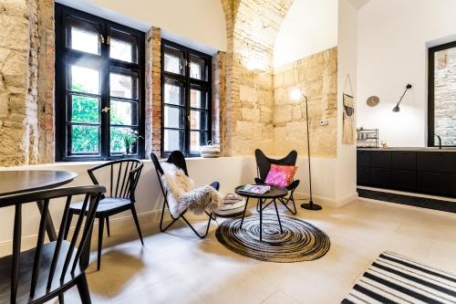 Фотография гостевого дома Urban Stable Luxury Apartments