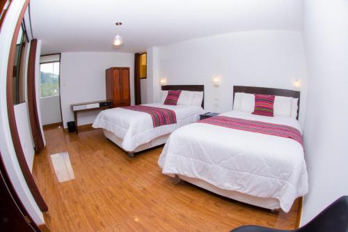 Фотографии гостиницы 
            La Casa de Los Balcones