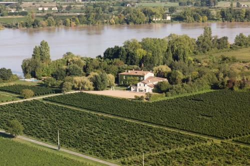 Фотография гостевого дома Petit Garros