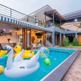 Фотографии мини отеля
Bronte BnB