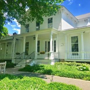 Фотографии мини отеля
The Old Lyme Inn