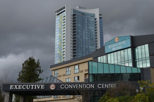 Фотография гостиницы Executive Suites Hotel & Conference Center, Metro Vancouver