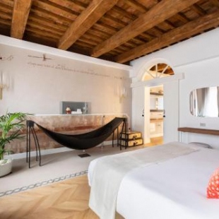 Фотография гостевого дома Poēsis Experience Hotel