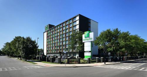 Фотография гостиницы Holiday Inn Boston-Bunker Hill, an IHG Hotel
