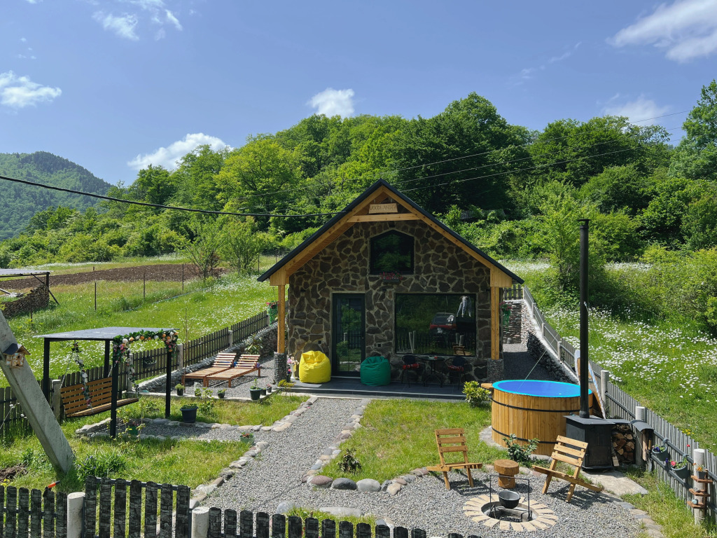 Фотография Коттеджа Частный дом Woodlandia Resort Borjomi with hot tub