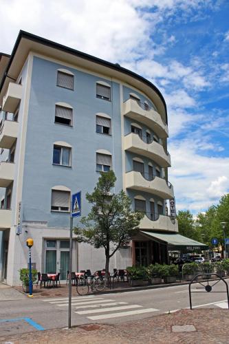 Фотография гостиницы Hotel Everest