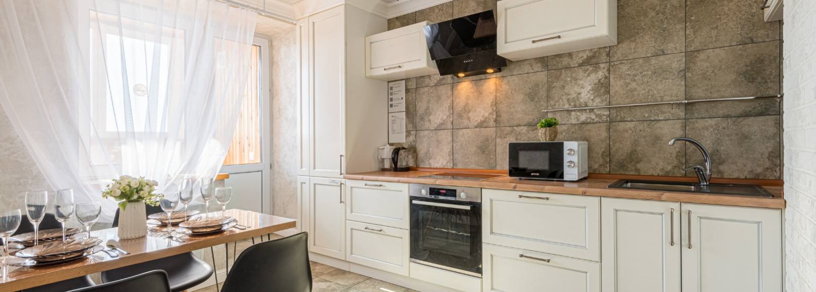 Фотография квартирного агентства 3-к квартира в новом зеленом мкр. Университет от RentAp