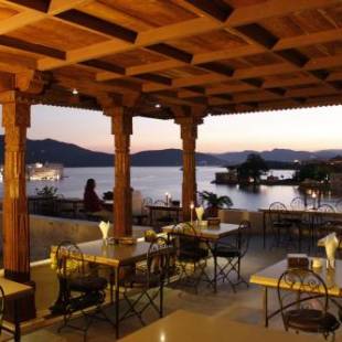 Фотографии гостиницы
Kankarwa Haveli