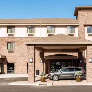 Фотографии гостиницы 
            MainStay Suites Moab near Arches National Park