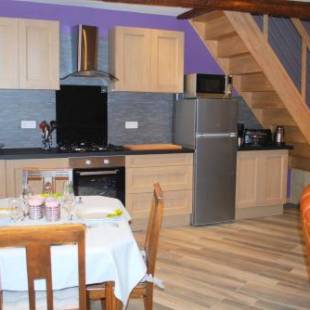 Фотографии гостевого дома
maison d en haut