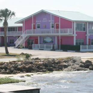 Фотографии мотеля 
            Beach Front Motel Cedar Key