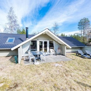 Фотография гостевого дома Holiday home Henne XXXIII