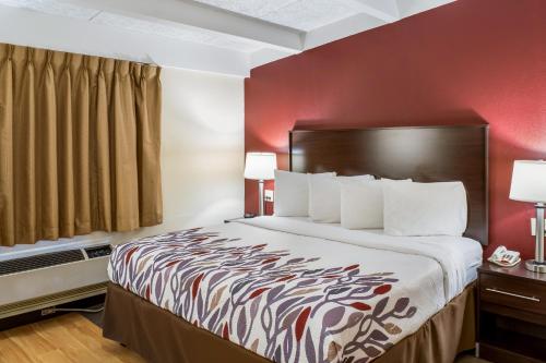 Фотографии мини отеля
Red Roof Inn Richmond, IN