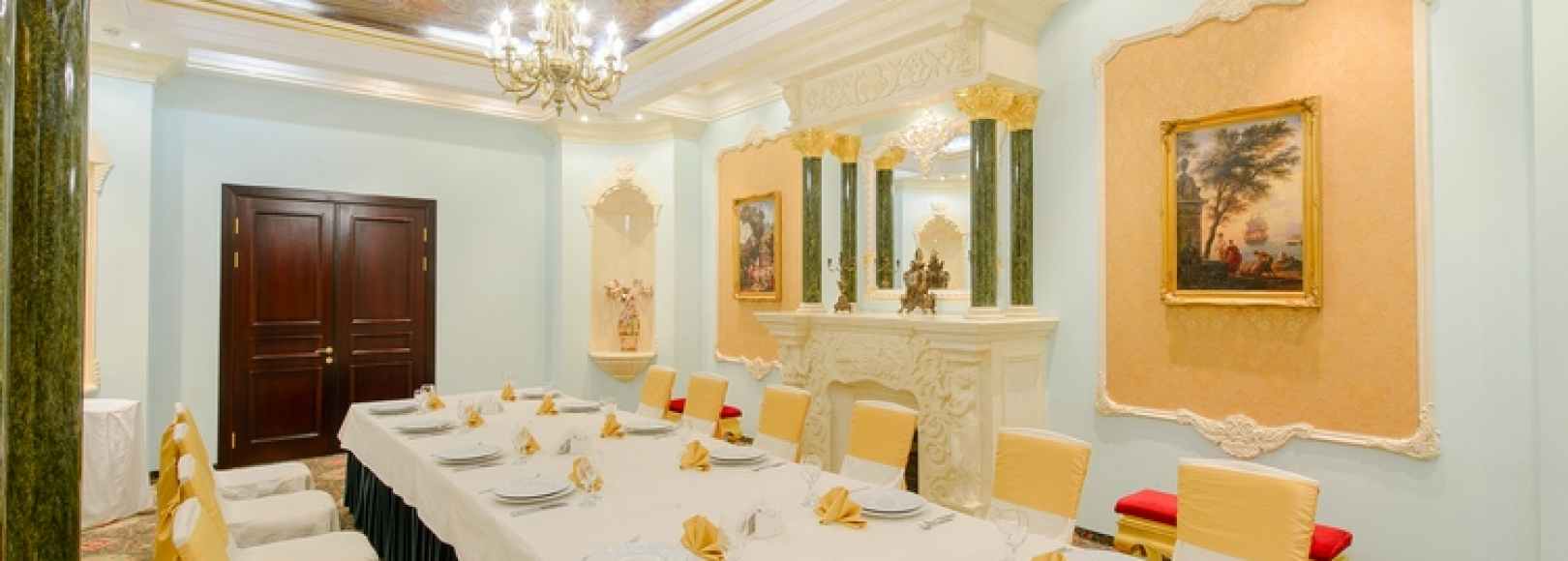 Фотография банкетного зала Каминный