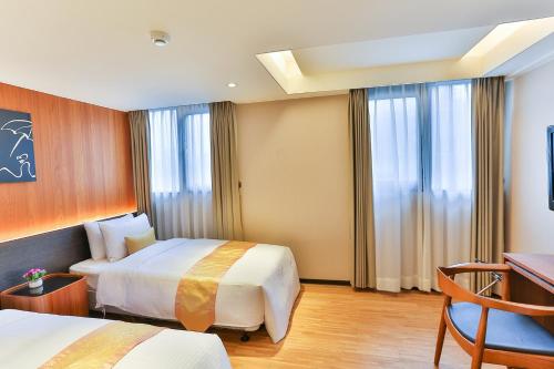 Фотография гостиницы City Hotel