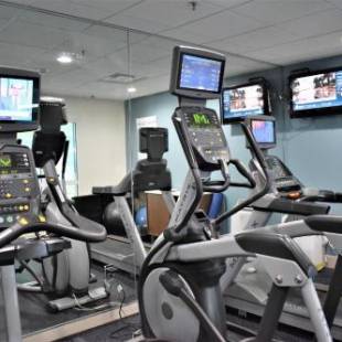 Фотографии гостиницы
Holiday Inn Express Hotel & Suites Sedalia, an IHG Hotel