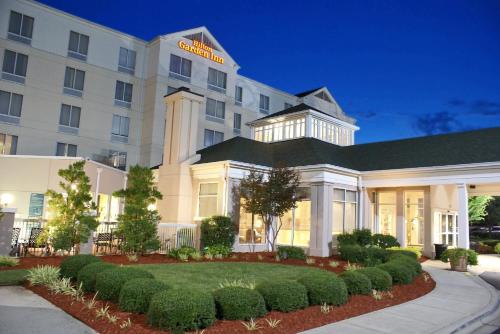 Фотография гостиницы Hilton Garden Inn Charlotte North